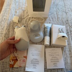 NuFace TRINITY+ Microcurrent Facial Device in White and Silver